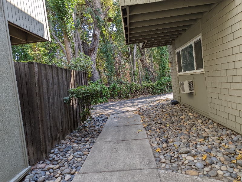 Building Photo - 1044 Rivara Rd