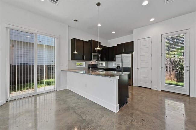 Building Photo - 2512 Wheless Ln