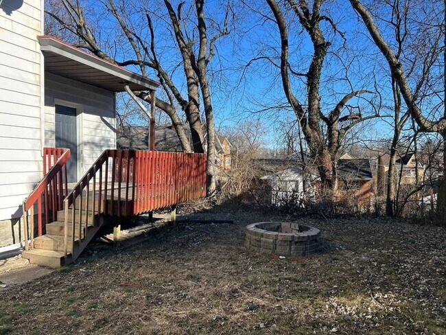 Building Photo - 1324 Beech Ave