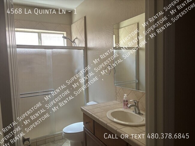 Building Photo - 4568 La Quinta Ln