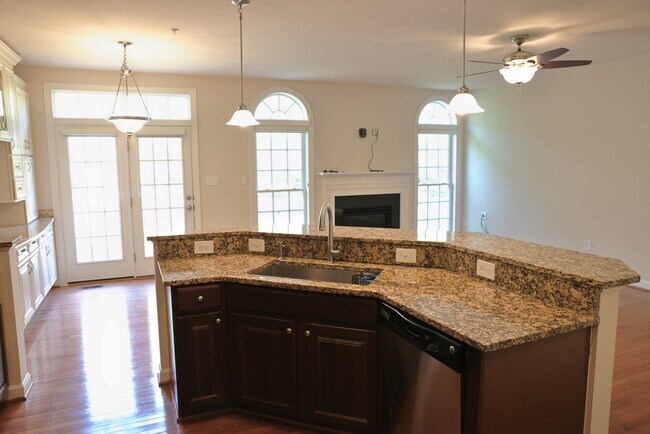 Kitchen 4 - 18 Sharpstead Ln
