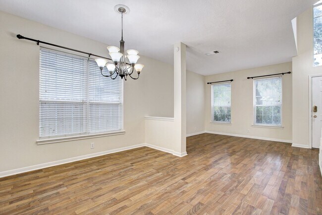 Building Photo - ***APPLICATION CURRENTLY UNDER REVIEW***MO...