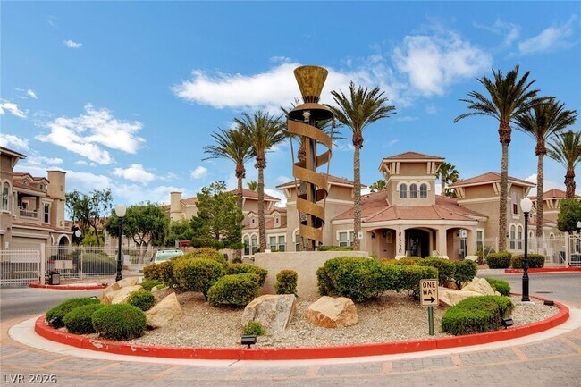 Building Photo - 10550 W Alexander Rd