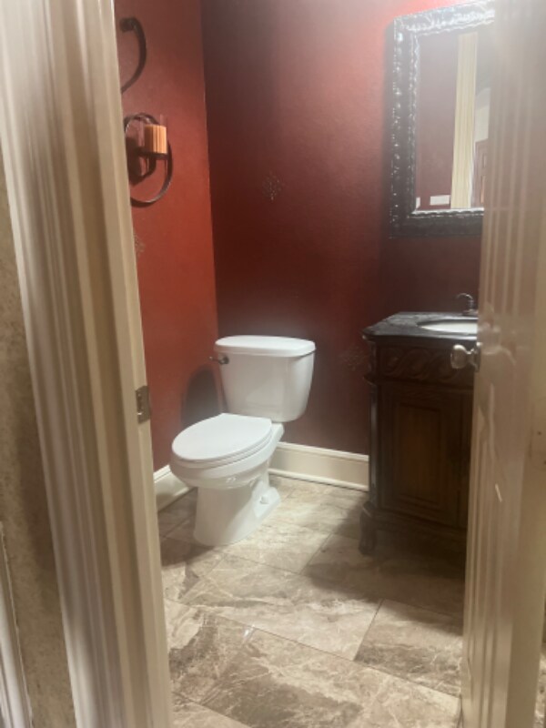 Building Photo - 4205 Lansbury Dr