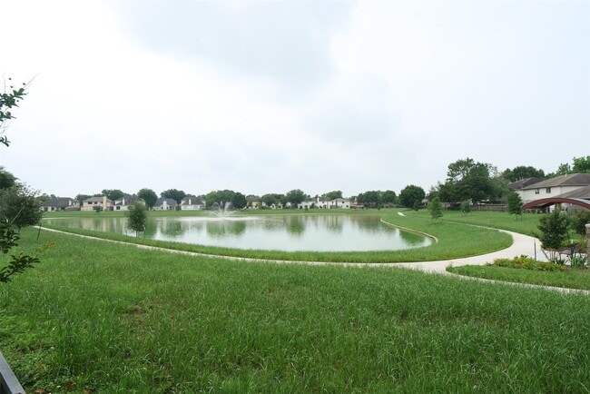 Building Photo - 23135 N Waterlake Dr
