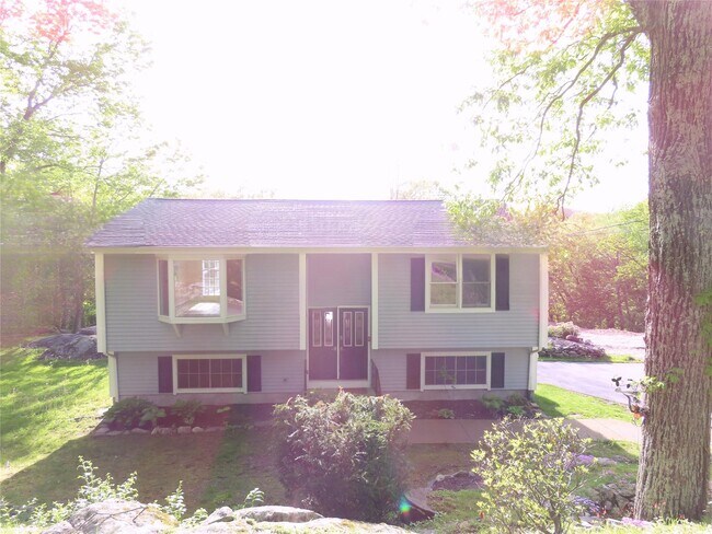 Primary Photo - 235 Tammany Hall Rd