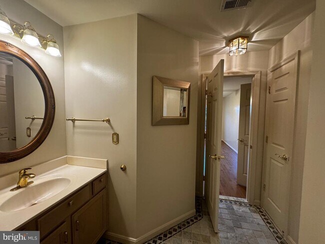 Building Photo - 9141 Gracious End Ct