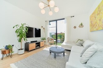 Building Photo - 2 bedroom in BROOKLYN NY 11230