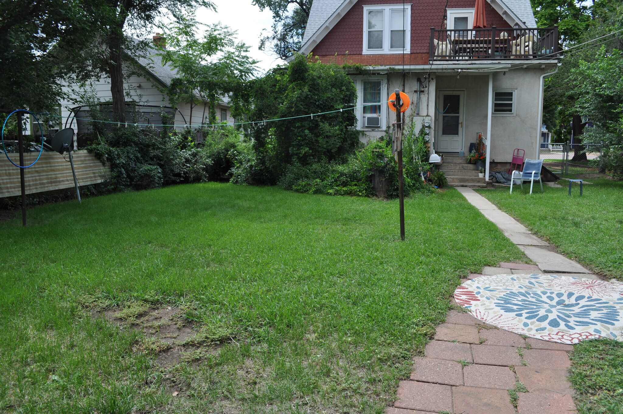 BACK YARD - 915 N Weber St