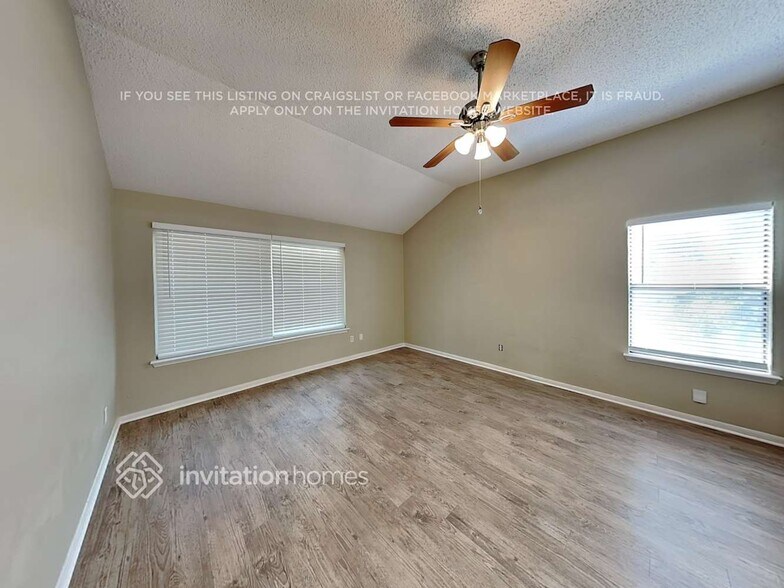 Building Photo - 4105 Devon Ct