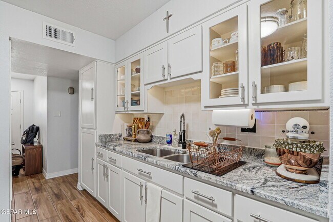 Building Photo - 10713 Eagle Pass Ln