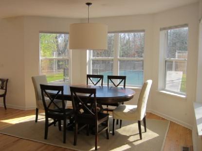 Building Photo - 11 Monument Ln