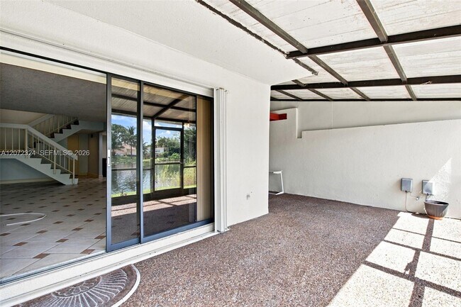 Building Photo - 6511 Racquet Club Dr