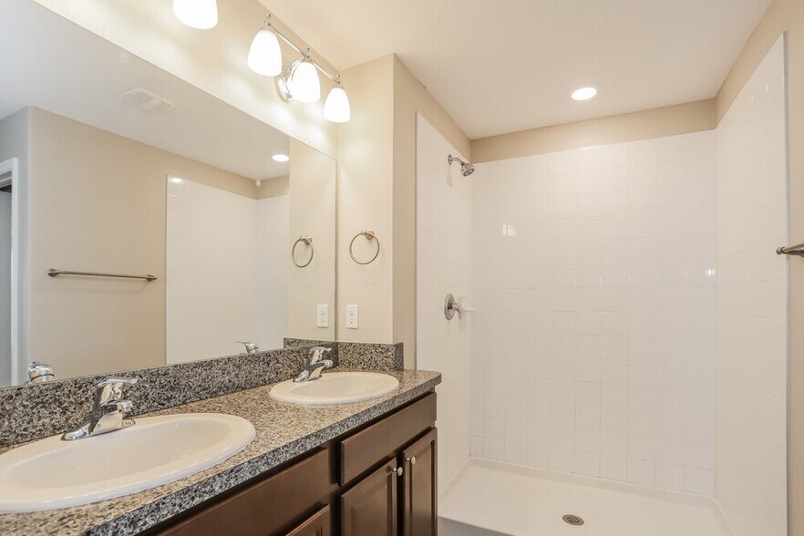 Building Photo - 4252 Unbridled Song Dr