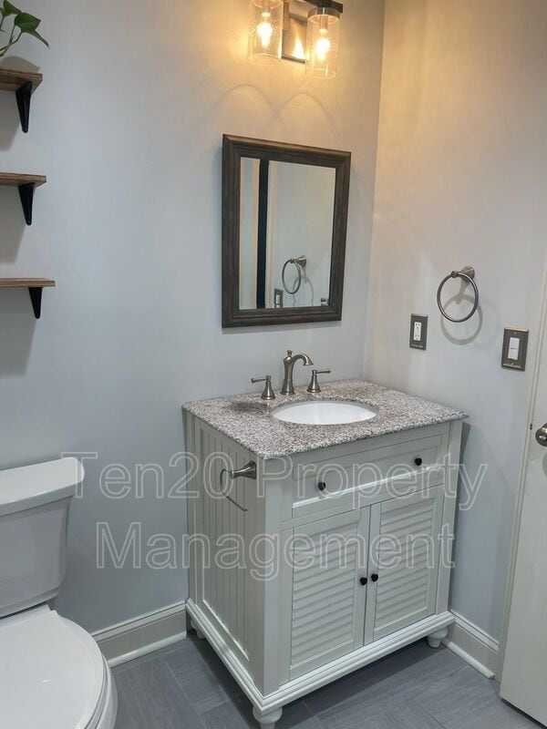 Building Photo - 1340 Blanchfield Dr