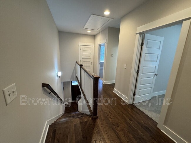 Building Photo - 1714 B Straightway Ave