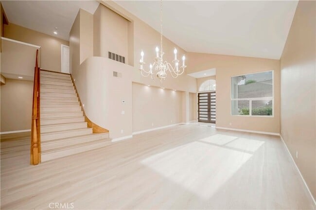 Building Photo - 5338 Chariton Ave