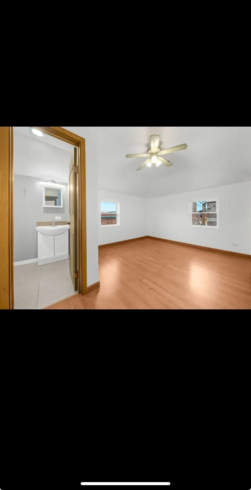 Building Photo - 3841 S Lowe Ave