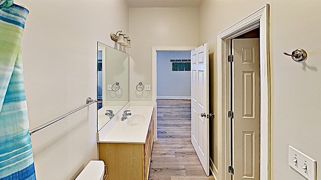 Building Photo - Seagrove Highlands 2109