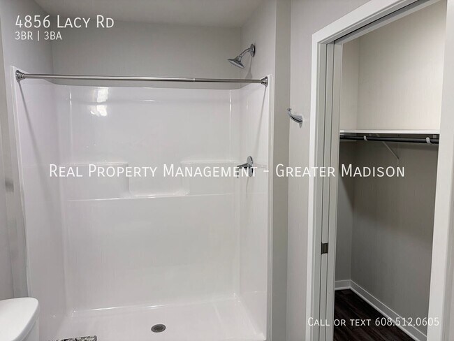 Building Photo - 4856 Lacy Rd