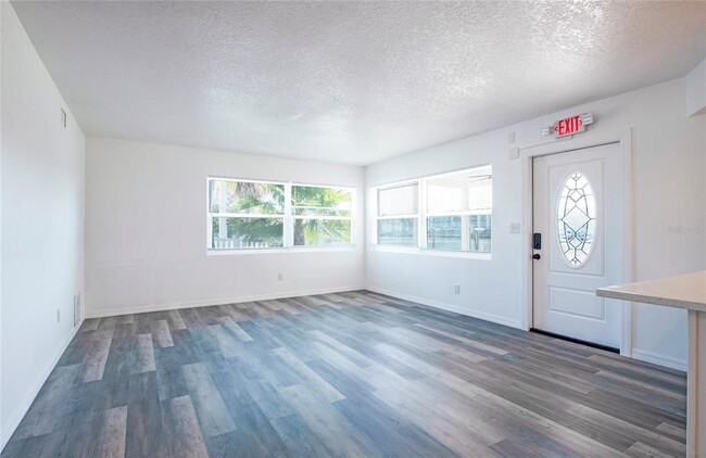 Building Photo - 717 E Gulf Blvd