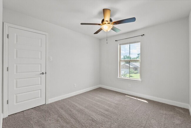 Building Photo - 4207 W Bayou Maison Cir