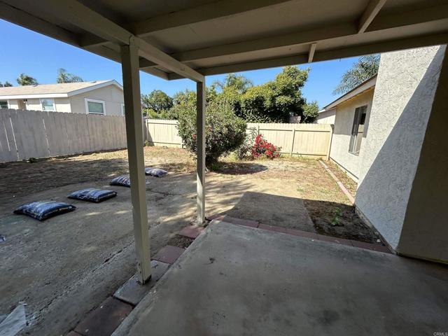 Building Photo - 450 Lynwood Ln