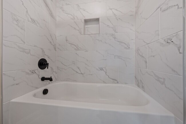 Building Photo - 301 Gander Ct