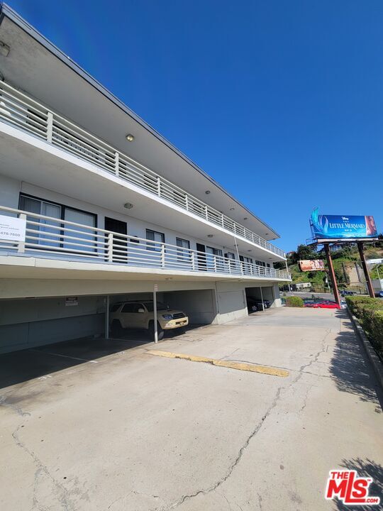 Building Photo - 4641 S Slauson Ave