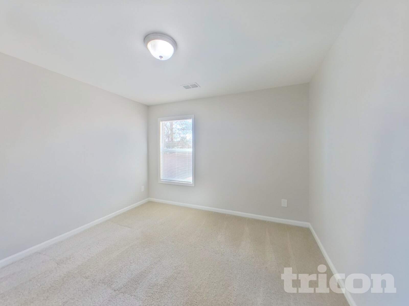 Building Photo - 474 Finch Ln