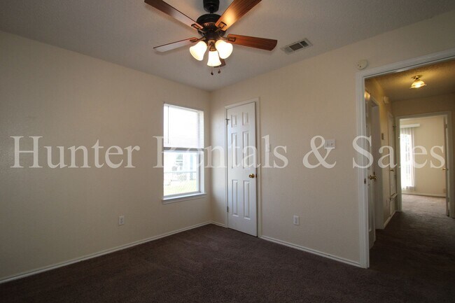 Building Photo - Southwest Killeen!