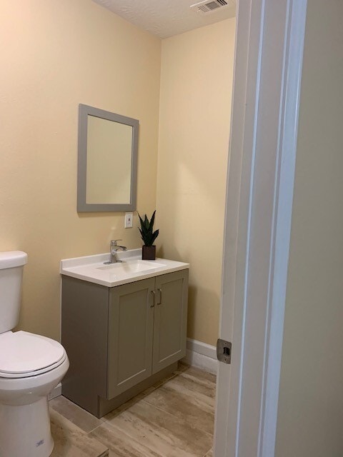 Building Photo - 4603 Meadows Edge Ln