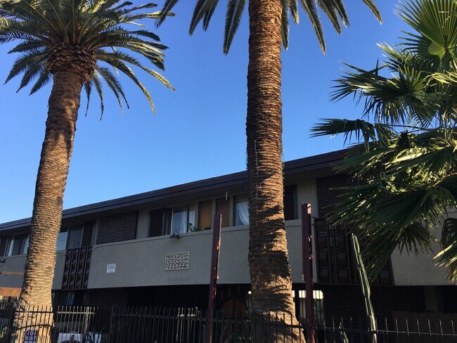 Building Photo - 15526 Chase St