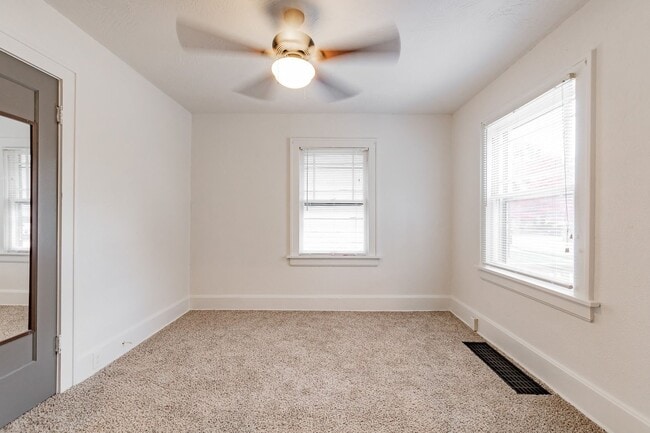 Building Photo - PRE-LEASING