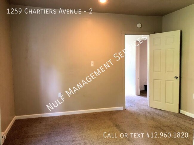 Building Photo - 2 Bed, 1 Bath unit in Crafton Heights