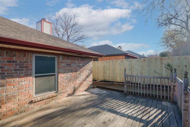 Building Photo - 333 Banyan Dr