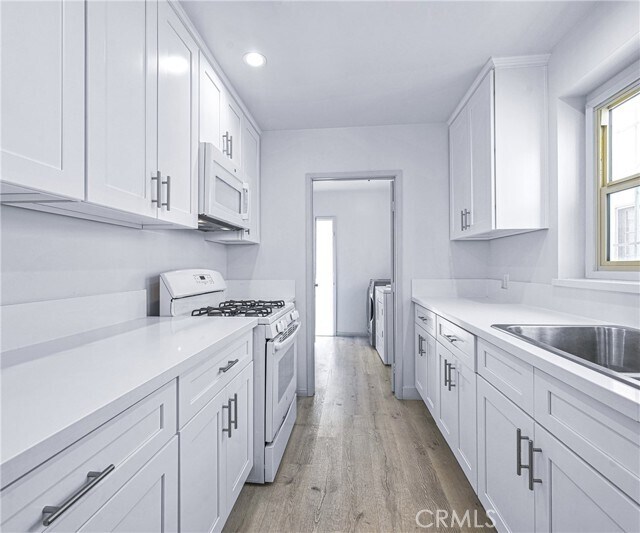 Building Photo - 1119 S Crescent Heights Blvd