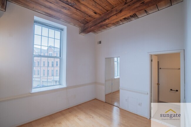 Building Photo - 2639 Boston St