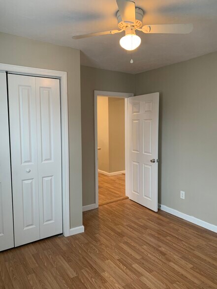 Bedroom 1 - 5 Cordage St