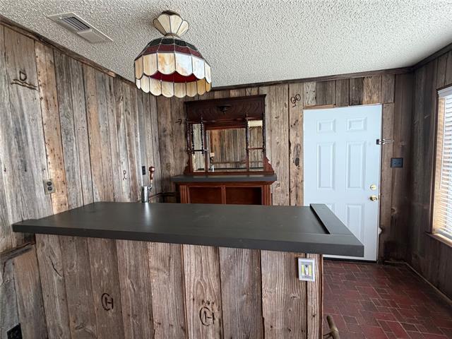 Building Photo - 821 E Hwy 199