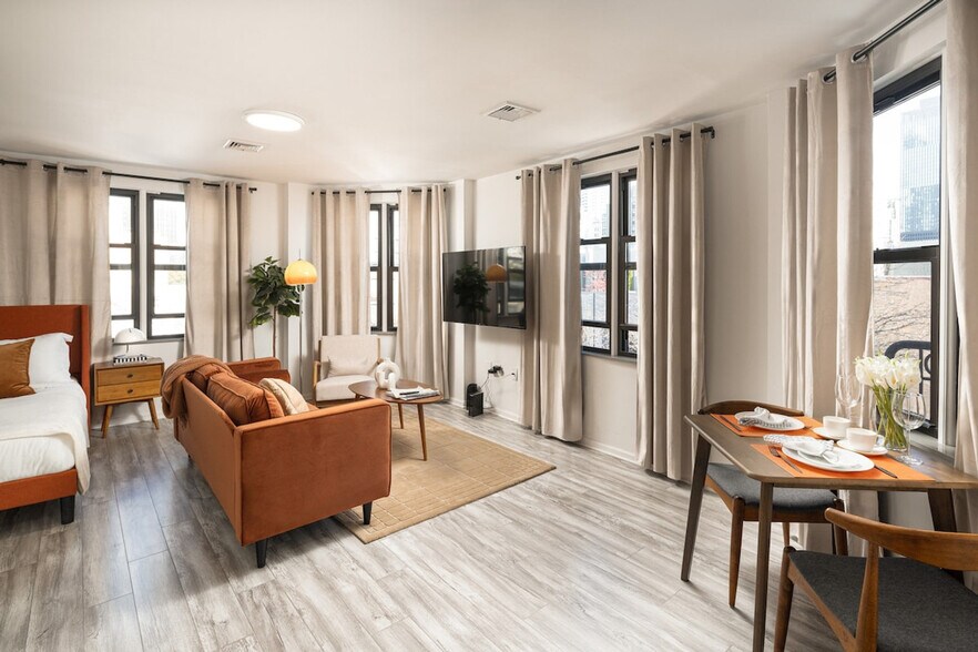 Building Photo - 423 Pacific St