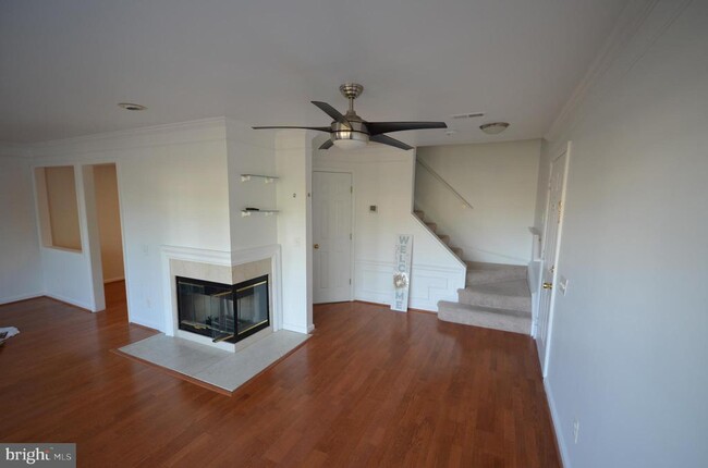 Building Photo - 46891 Eaton Terrace