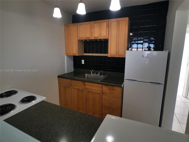 Building Photo - 1800 79th Street Causeway