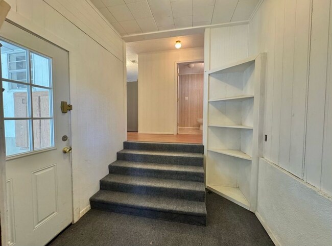 Building Photo - Hidden Gem Home for Lease on Summerhill Rd!
