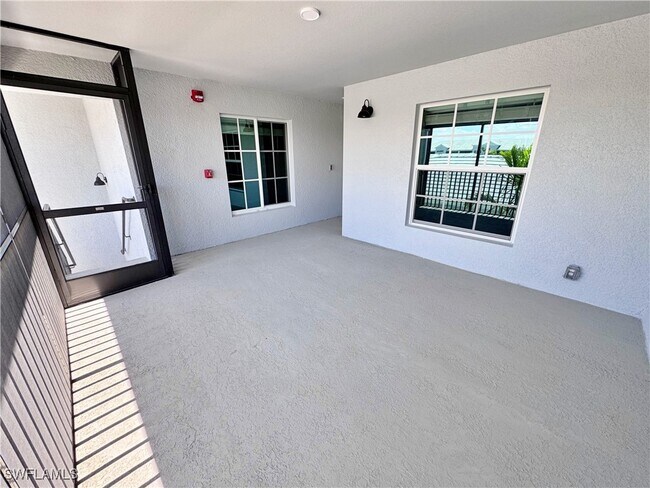 Building Photo - 14231 Heritage Landing Blvd
