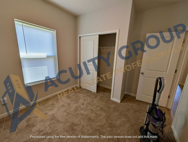 Building Photo - 501 Redwood St N