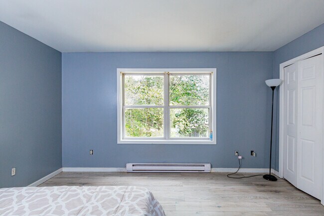 Building Photo - 9155 Brandywine Dr