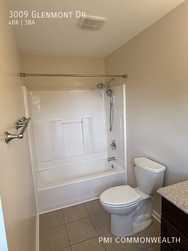 Building Photo - 3009 Glenmont Dr