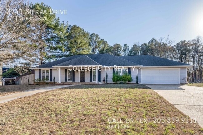 Building Photo - 3741 Sierra Dr