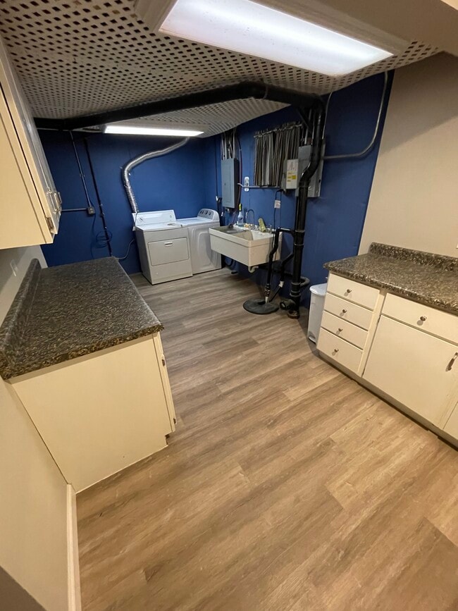 Laundry area - 422 N Gates St